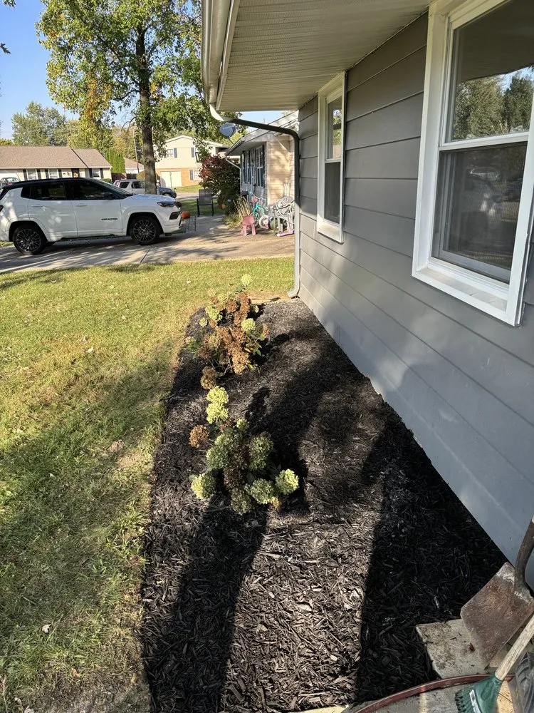 Expert yard maintenance experts serving Bloomington, IN - CJ & J Landscape Design