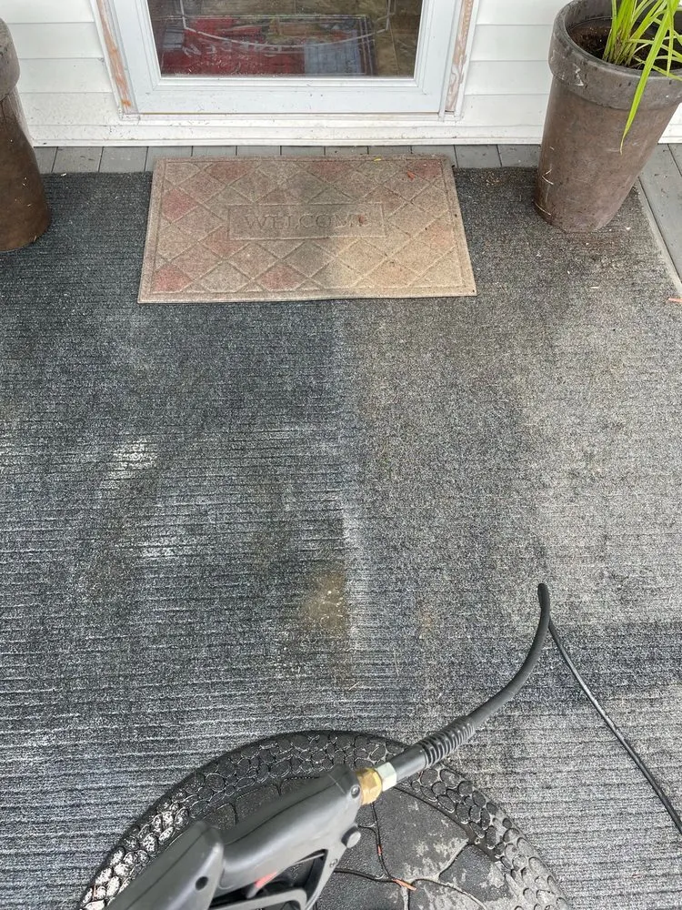 Expert landscaping services in Fultonville, NY by CJ Cleanups