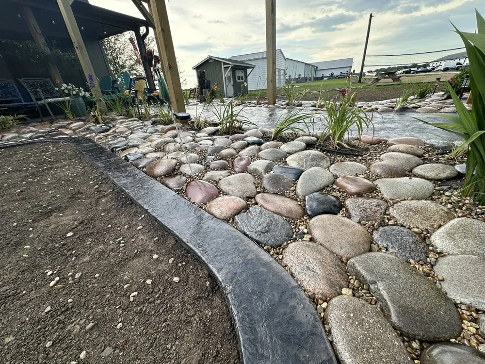 Reliable landscape design experts serving Dayton, OH - C&J Construction Services