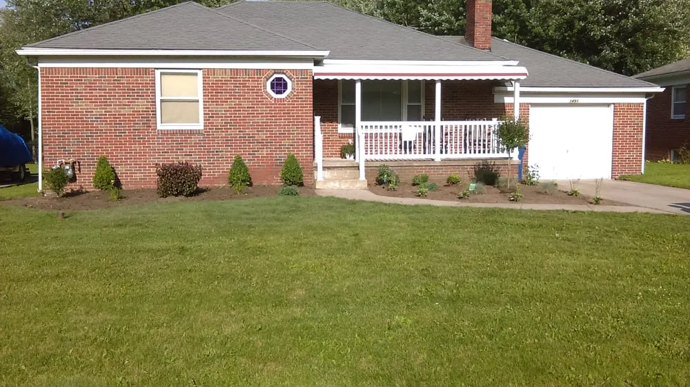 Top-rated landscaping services in Tonawanda, NY by CJ Cutting Edge Lawn & Landscape