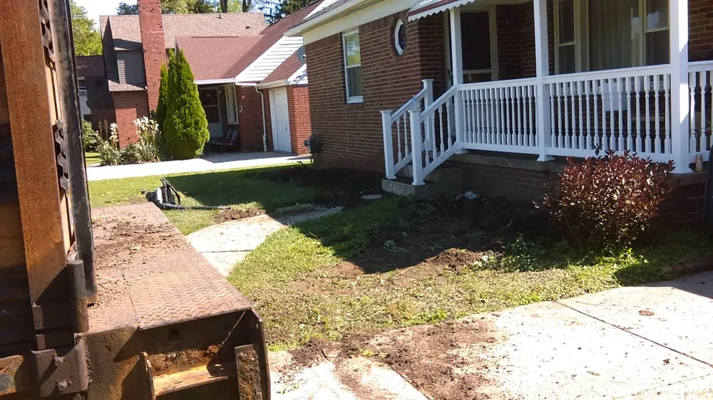 Top-rated garden landscaping in Tonawanda, NY by CJ Cutting Edge Lawn & Landscape