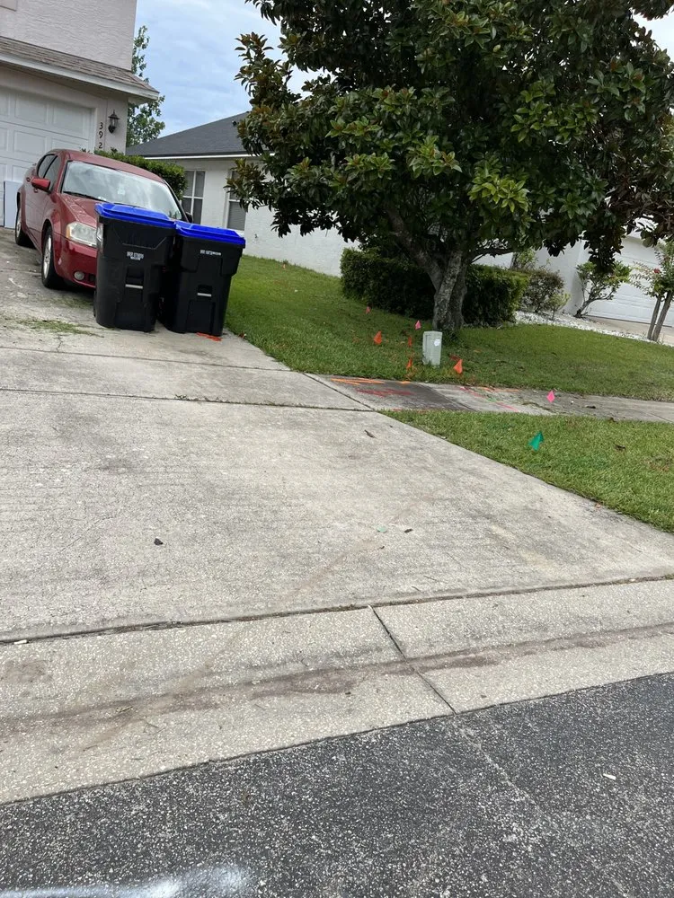 Expert lawn mowing service experts serving Orlando, FL - CJ Doitright