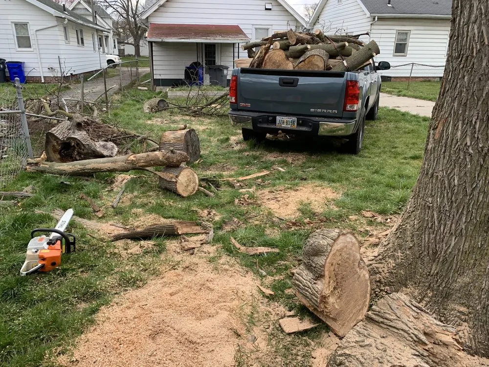 Local lawn mowing service for residential properties in Toledo, OH by CJ Home and Yardcare