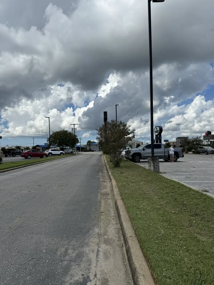 Expert lawn mowing service in Summerdale, AL - C&J Land Works