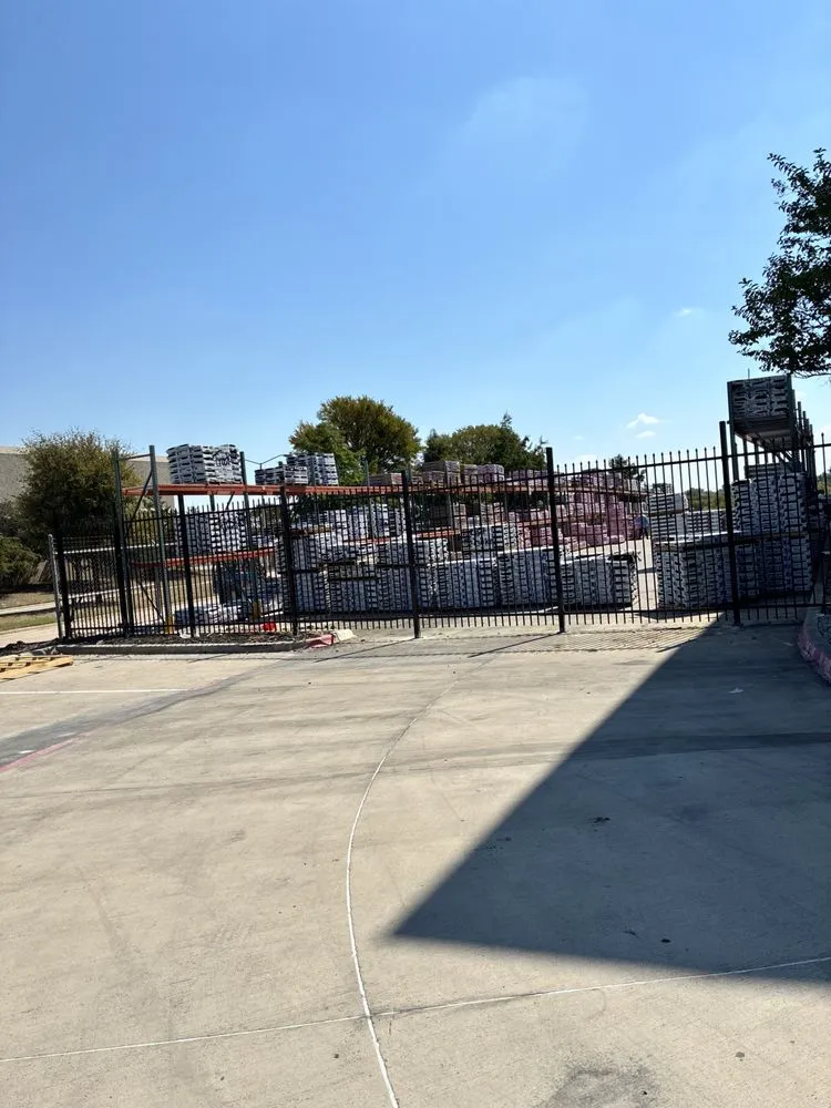 Reliable lawn mowing service in Lake Worth, TX - C&J Landscaping And General Labor