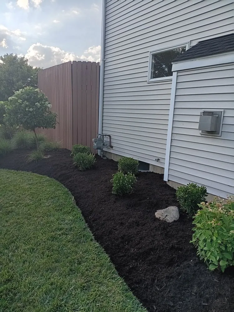 Reliable garden landscaping for beautiful yards across Shelby, OH - C&J Landscaping Services