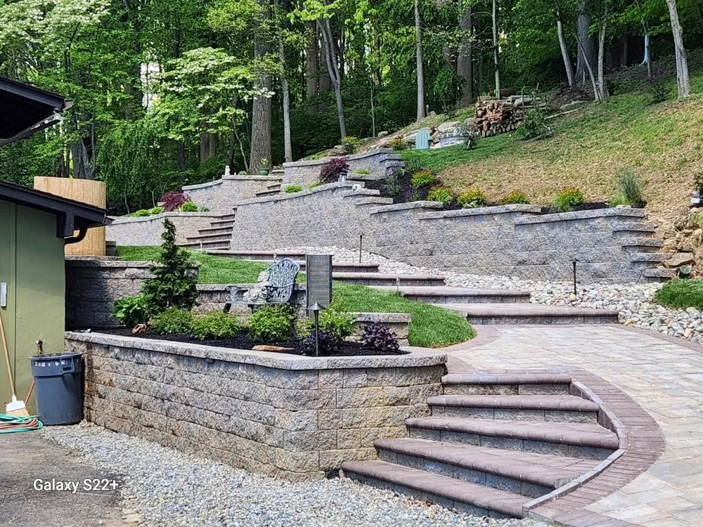 Professional yard cleanup service in Wilmington, DE by CJB Landscaping