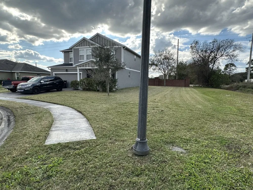 Trusted lawn mowing service in Saint Cloud, FL by CJB Lawn Care