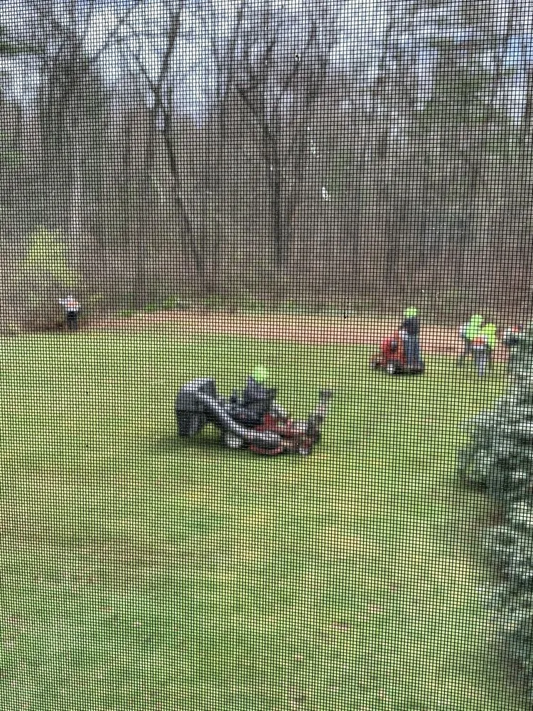 Affordable landscaping services experts serving East Windsor, CT - Cjn Landscaping & Lawncare