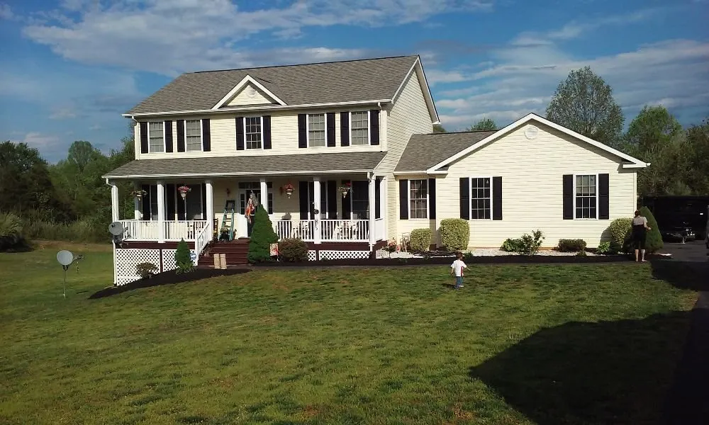 Local residential landscaping in Unionville, VA by CJ's Expert Tree and Yard service