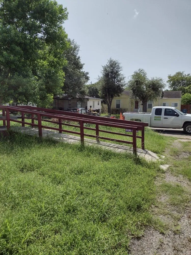 Reliable lawn mowing service near you across Corpus Christi, TX - C&Js Grass and Things