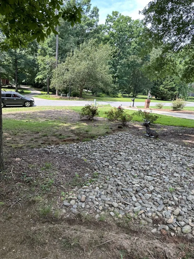 Professional landscaping services in Monroe, NC by CJ'S Hardscapes