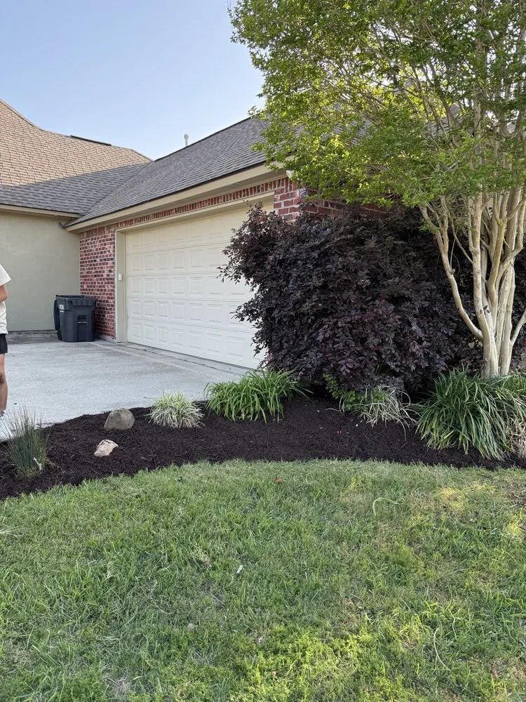 Custom landscape installation in Baton Rouge, LA - CJ’s Landscaping