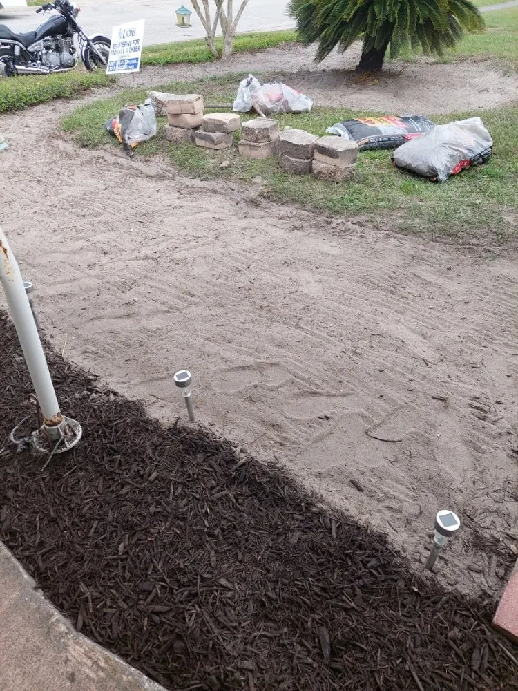 Professional landscaping services in Eatonville, FL by Cj's Landscaping