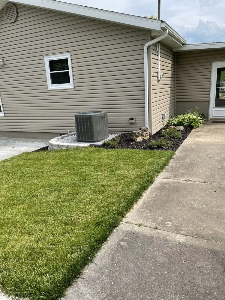 Local lawn mowing service in Nixa, MO - CJ's Lawn & Landscape