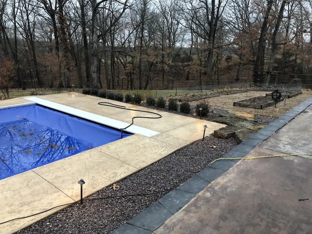 Custom lawn care service in Nixa, MO - CJ's Lawn & Landscape