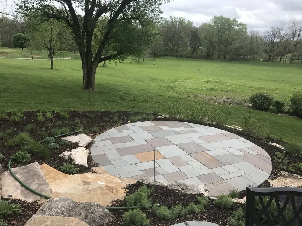 Expert landscape installation in Nixa, MO by CJ's Lawn & Landscape