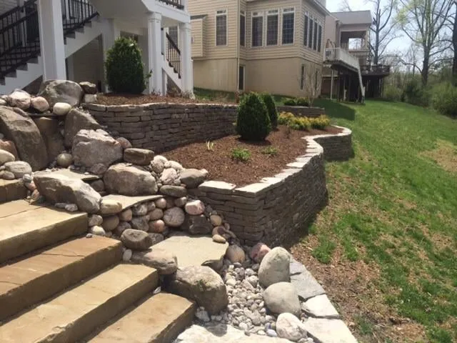 Top-rated lawn mowing service in Woodbridge, VA by CJ's Lawn and Tree Service