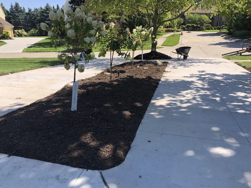 Expert landscaping services experts serving Farmington Hills, MI - CJ’s Lawn Care