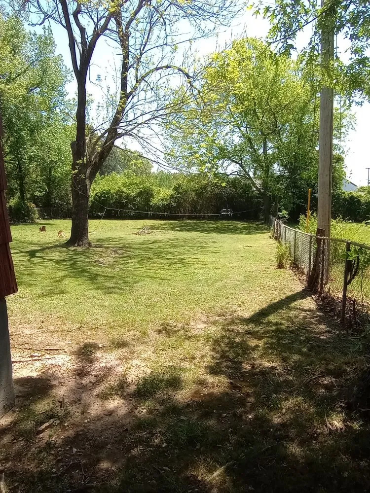 Professional garden landscaping in Bauxite, AR - CJS LAWN SERVICES