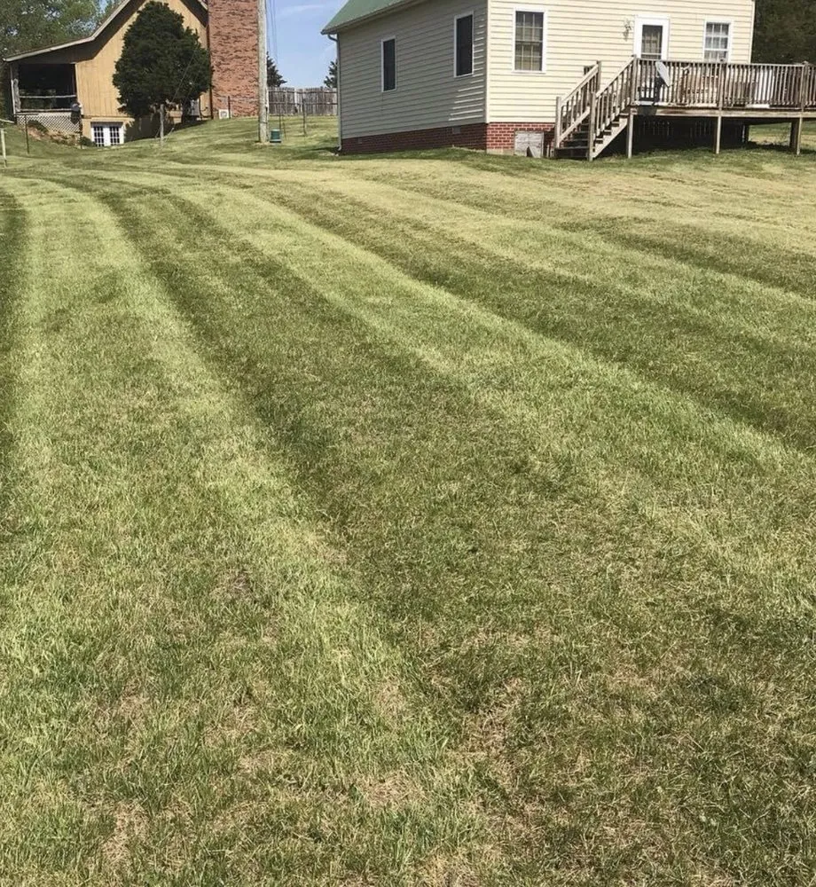 Top-rated lawn care service in Waldorf, MD - Cj’s Lawncare