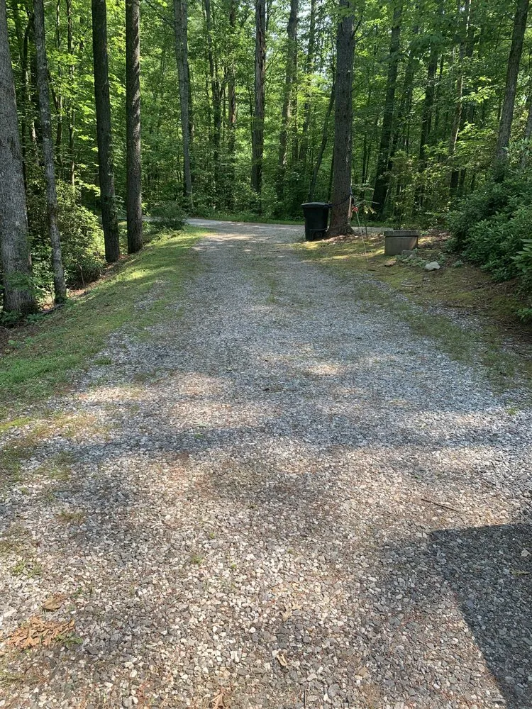 Reliable lawn mowing service in Clarkesville, GA by Cjs Mowing