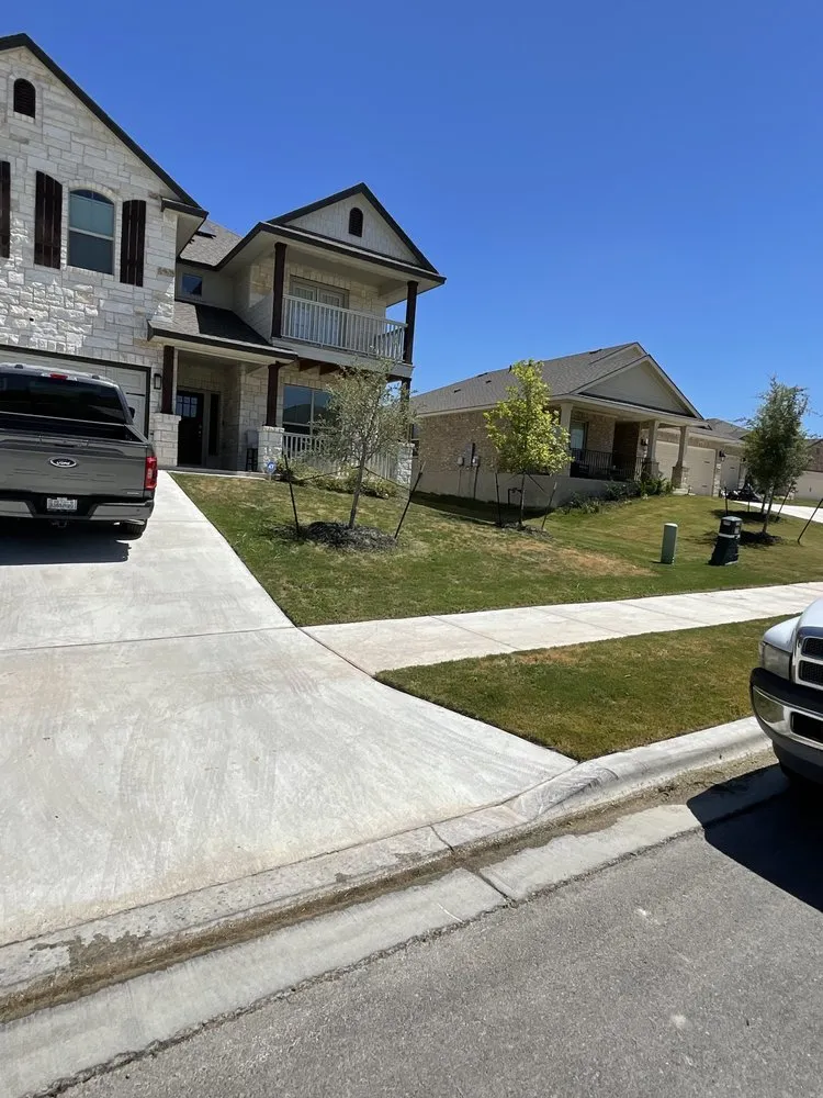 Affordable yard maintenance in Harker Heights, TX - CJ's Mowing Service