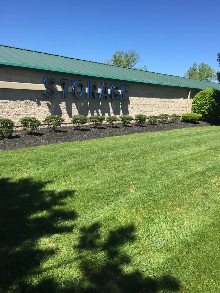 Affordable residential landscaping for homes in Highland Heights, OH by Cjs Seasonal Landscaping & Snow Plowing