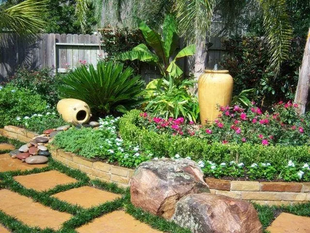 Custom yard cleanup service for homes across Katy, TX - CJ's Yardworks