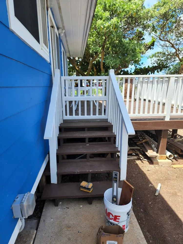 Top-rated lawn care service in Kaaawa, HI by CK Handy Services