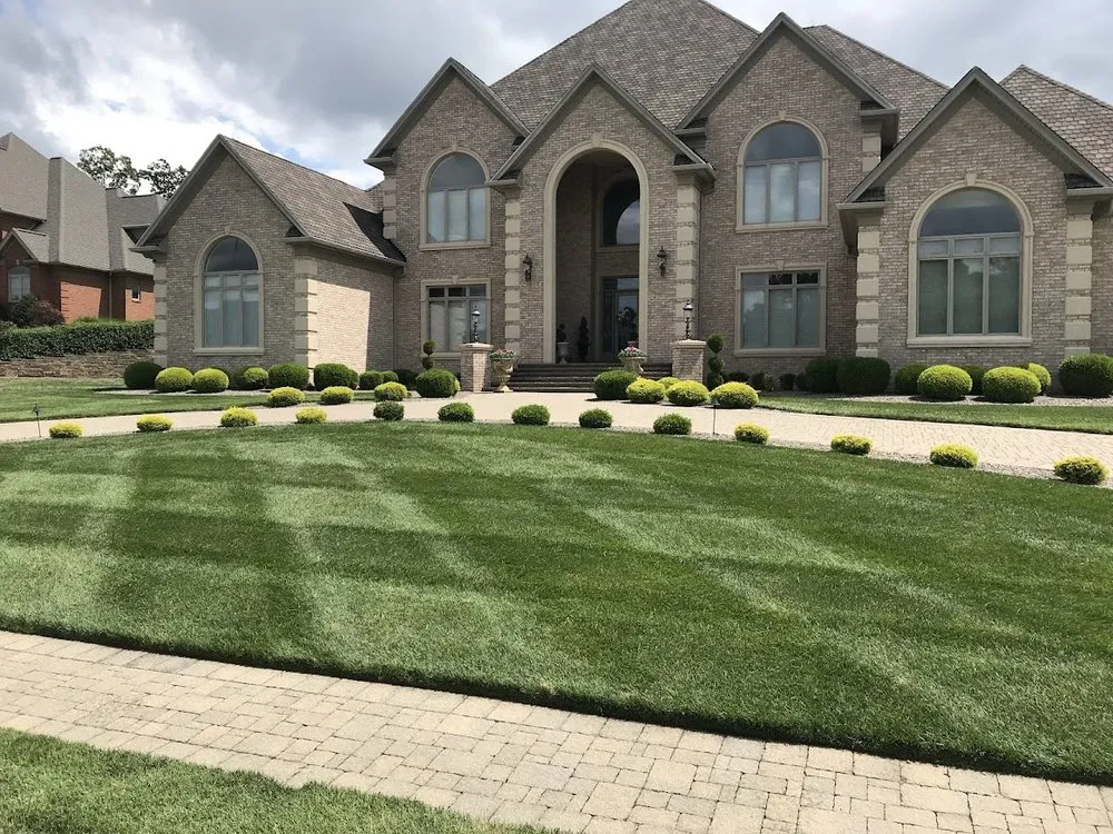 Top-rated garden landscaping experts serving Floyds Knobs, IN - CK Lawn & Landscaping