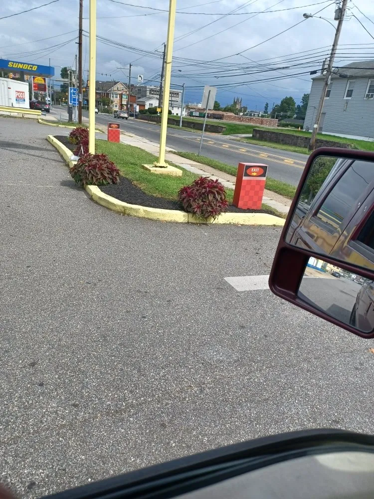 Custom garden landscaping experts serving Chester, PA - CK Lawn Maintenance & Landscaping