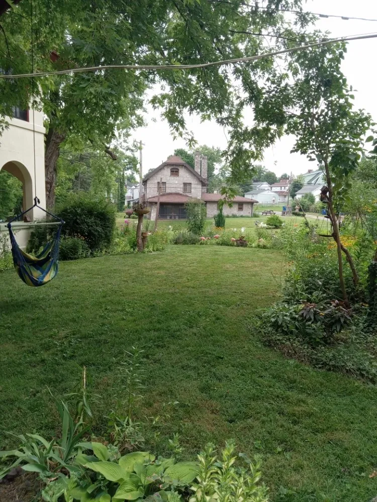 Professional garden landscaping in Dayton, OH by CK LAWNCARE SERVICE & LANDSCAPING