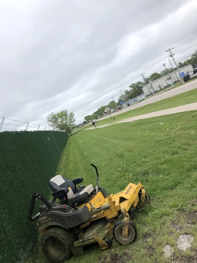 Reliable landscaping services experts serving Wichita, KS - CK Tree & Landscape