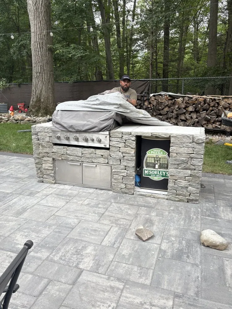 Trusted lawn care service for year-round maintenance in Wyckoff, NJ by CKF Landscape Designs