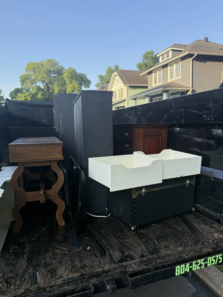 Trusted lawn care service experts serving Richmond, VA - CKutting UP Lawn Care