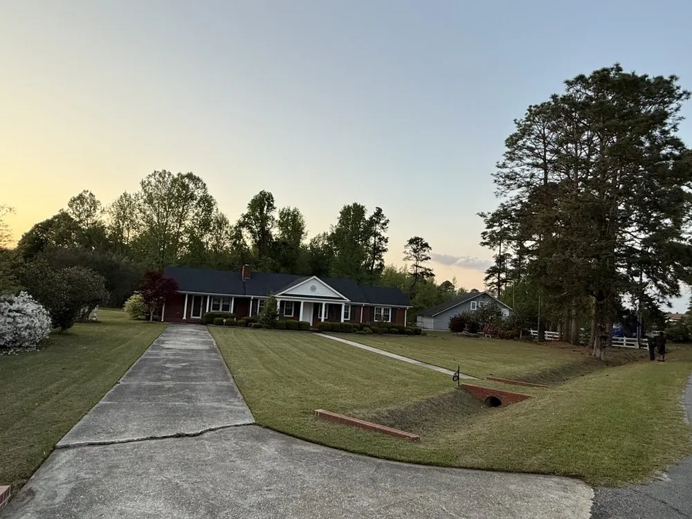 Expert lawn mowing service in Lumberton, NC - C&L Bridges Enterprises