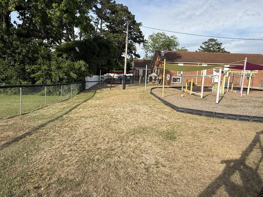 Custom yard maintenance in Lumberton, NC by C&L Bridges Enterprises