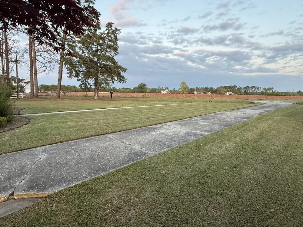 Custom lawn mowing service in Lumberton, NC - C&L Bridges Enterprises