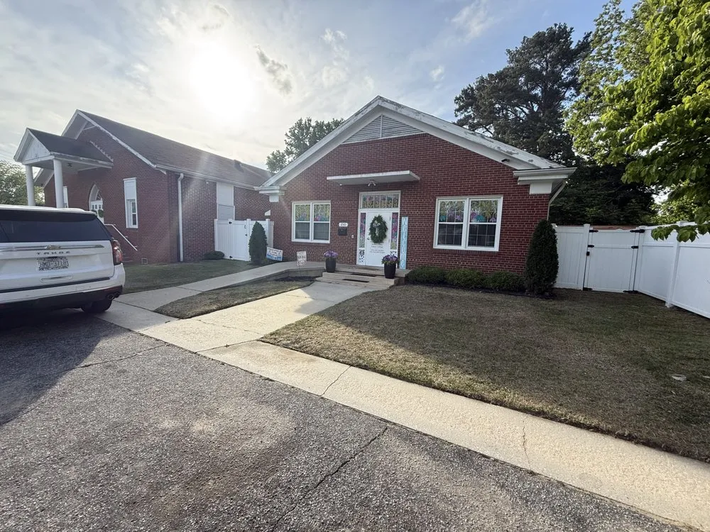 Expert lawn care service in Lumberton, NC - C&L Bridges Enterprises