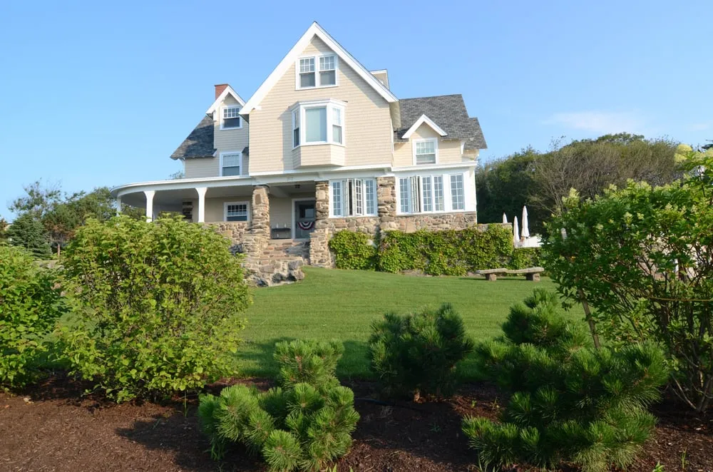 Top-rated landscaping services experts serving Kennebunk, ME - CL Design & Landscape