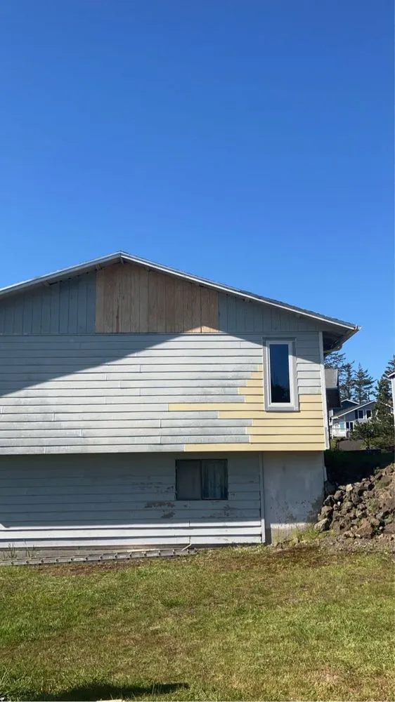 Local residential landscaping in St. Louis, MO by C&L Lawn And Construction