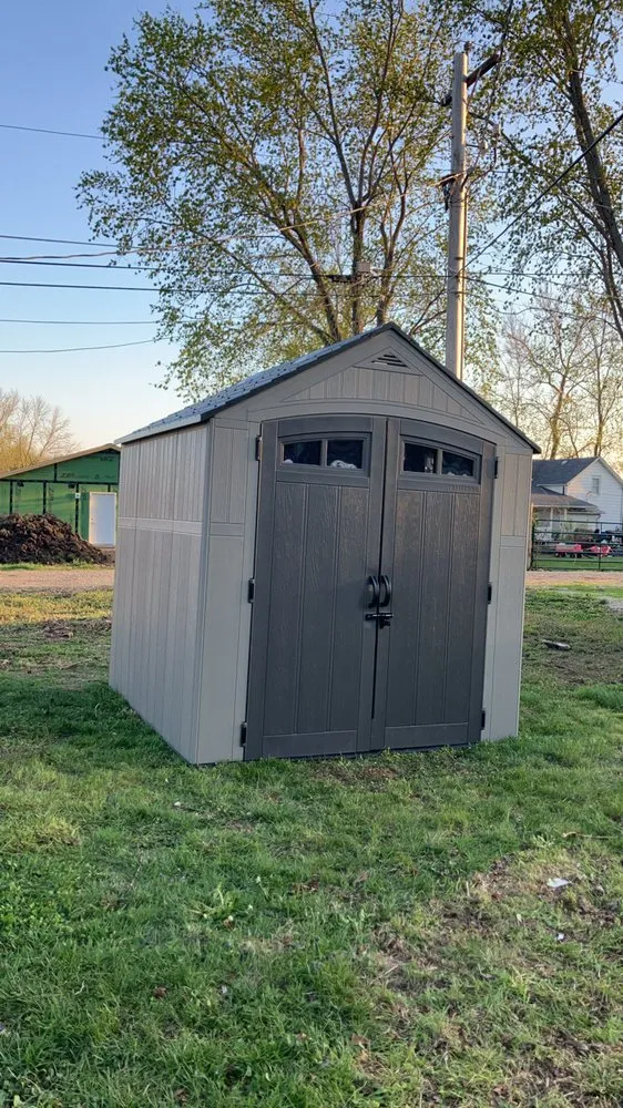 Affordable lawn mowing service in St. Louis, MO - C&L Lawn And Construction