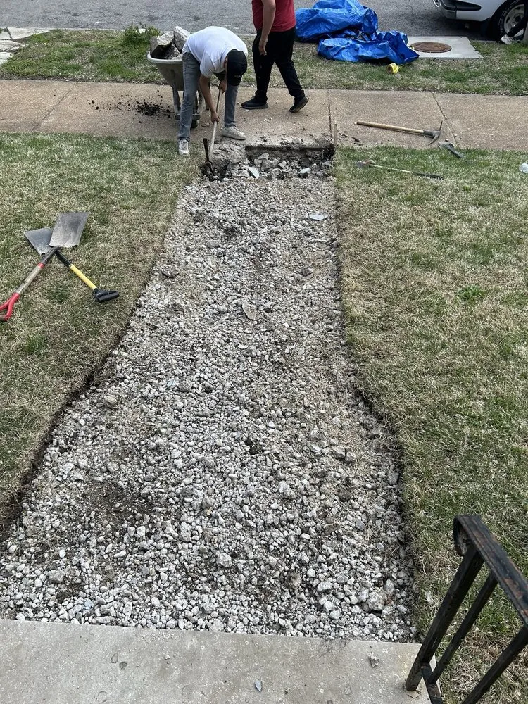 Affordable yard maintenance for year-round maintenance across Saint Louis, MO - C&L Pro Landscaping Construction