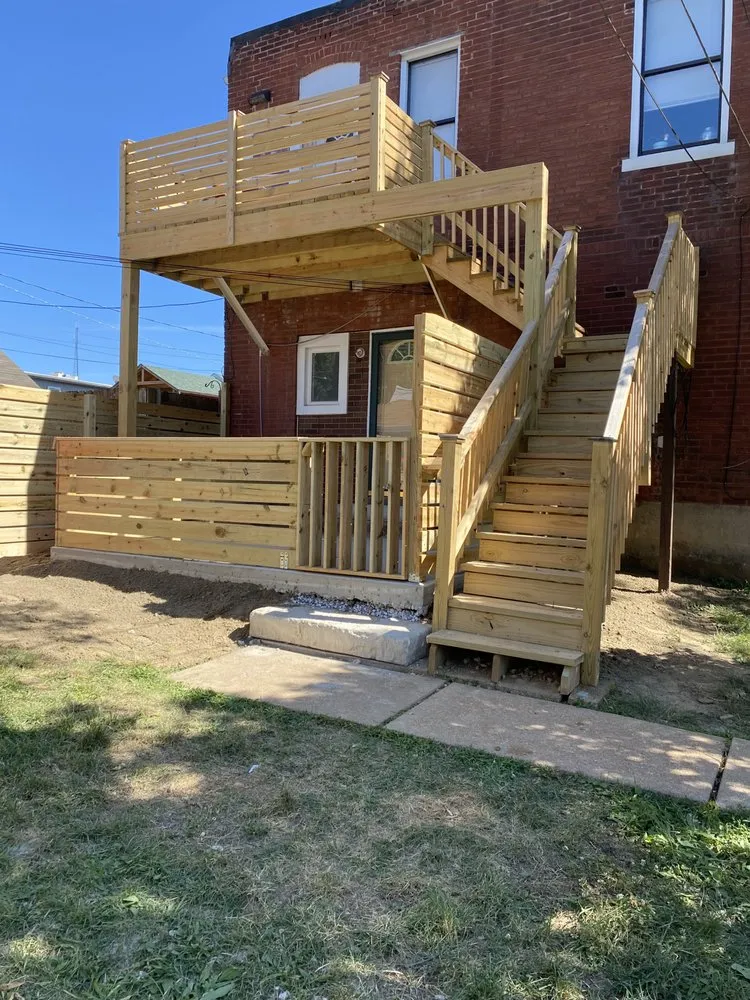 Custom garden landscaping experts serving Saint Louis, MO - C&L Pro Landscaping Construction