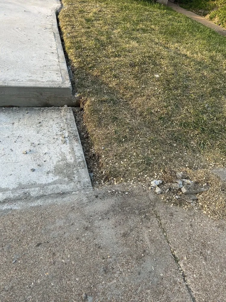 Expert lawn mowing service in Saint Louis, MO by C&L Pro Landscaping Construction