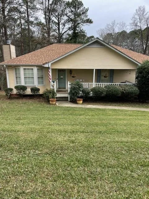 Top-rated landscape design near you in Bessemer, AL by CLA Lawncare