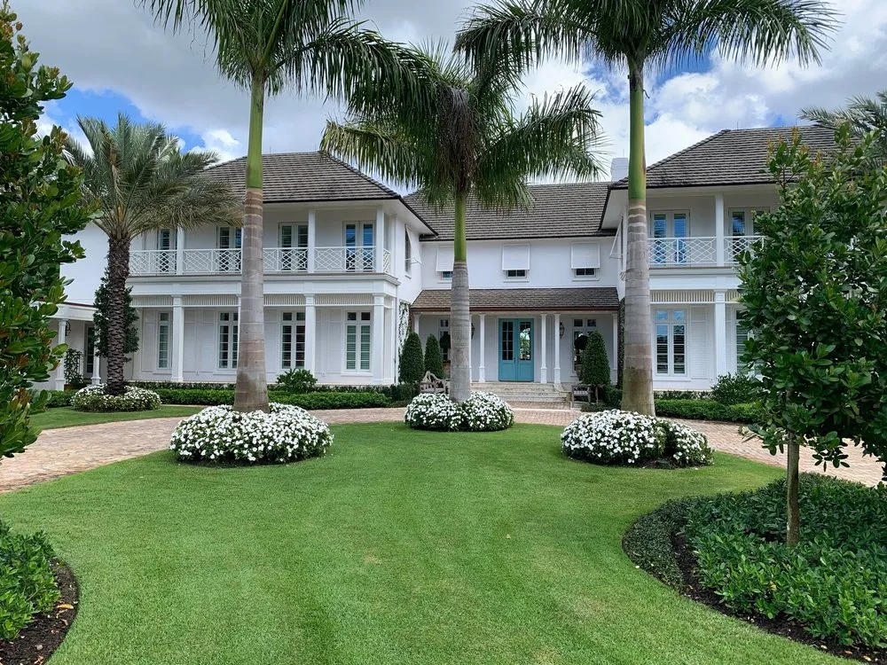 Top-rated garden landscaping in Naples, FL - Clad Estate Services