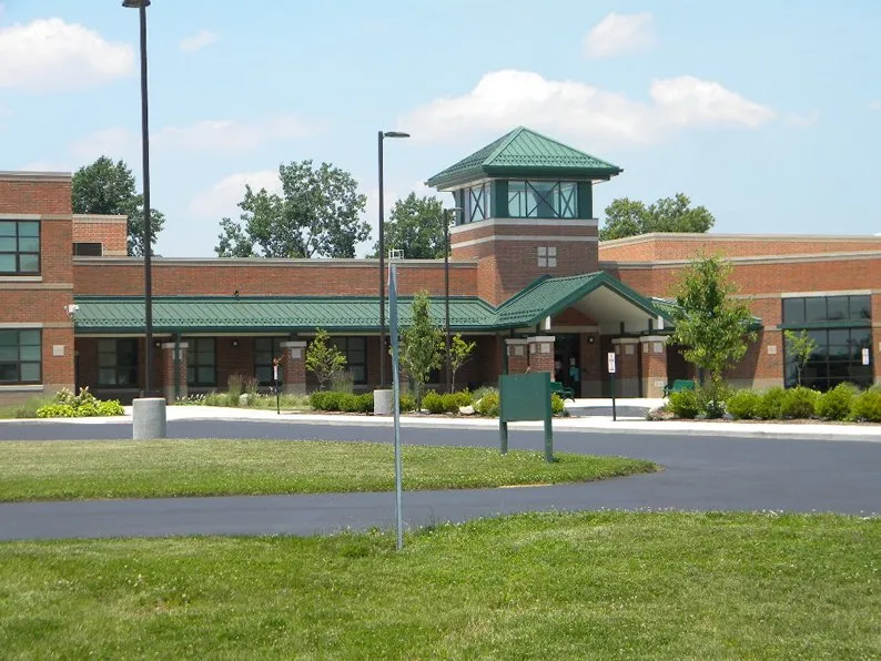 Custom lawn care service experts serving Newark, OH - Claggett & Sons