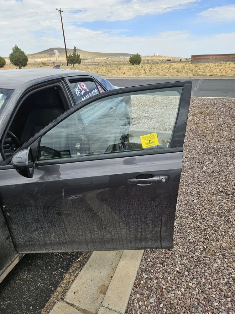 Professional lawn care service for homes across Rio Rancho, NM - Clarity Auto Glass